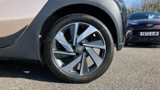 Toyota Aygo X 1.0 VVT-i Edge 5dr Petrol Hatchback